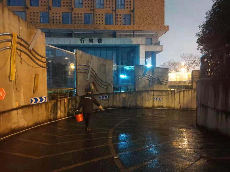 图四_副本.jpg